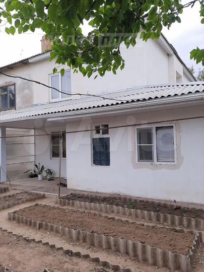 4-к. квартира, 123,8 м², 1/2 эт.