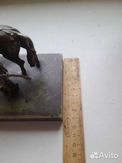 Бронзовая статуэтка