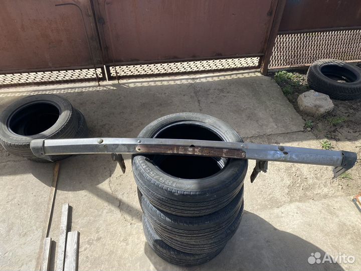 Передний бампер 06