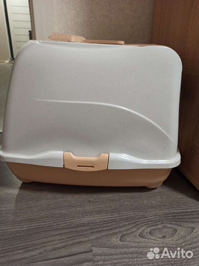 Закрытый лоток для кошек большой