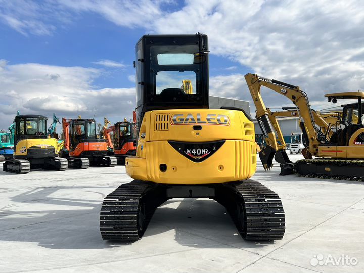 Мини-экскаватор Komatsu PC40, 2015