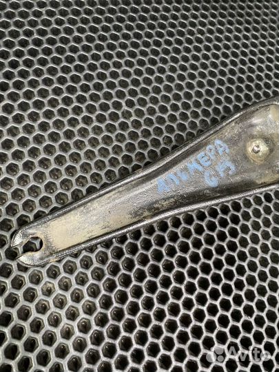 Вилка сцепления Nissan almera g15