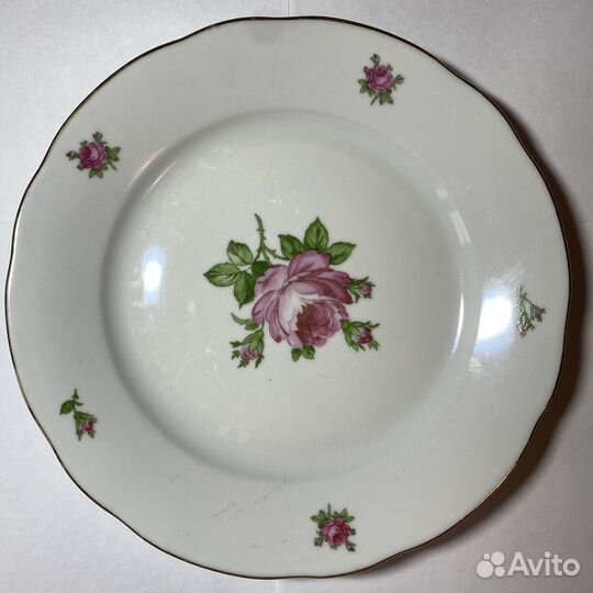 Тарелки фарфоровые гдр