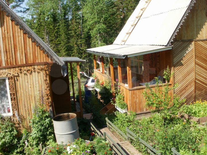 Дача 30 м² на участке 10 сот.