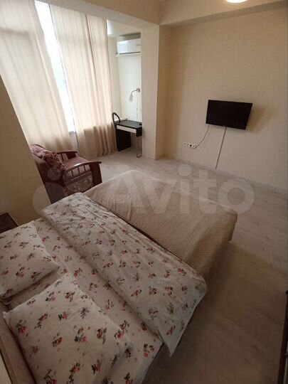 2-к. квартира, 43 м², 4/6 эт.