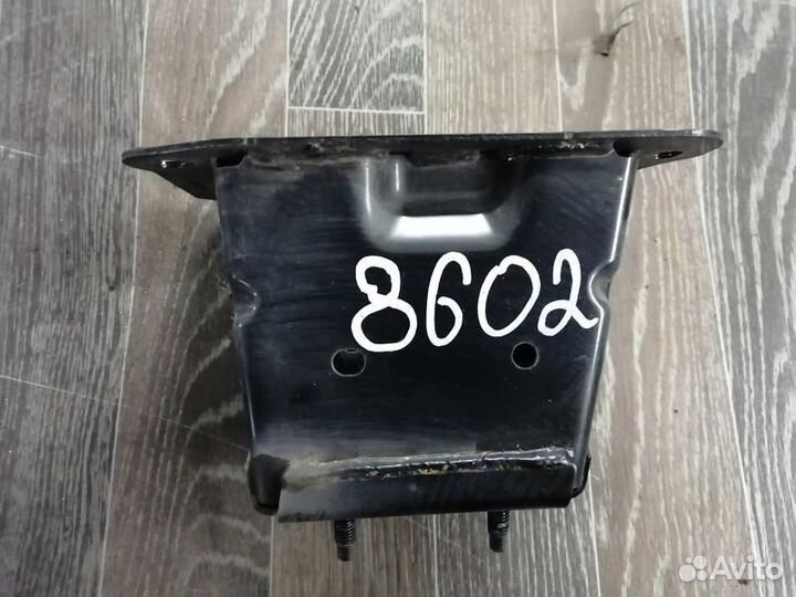 Кронштейн усилителя пер. бампера левый Теана J32