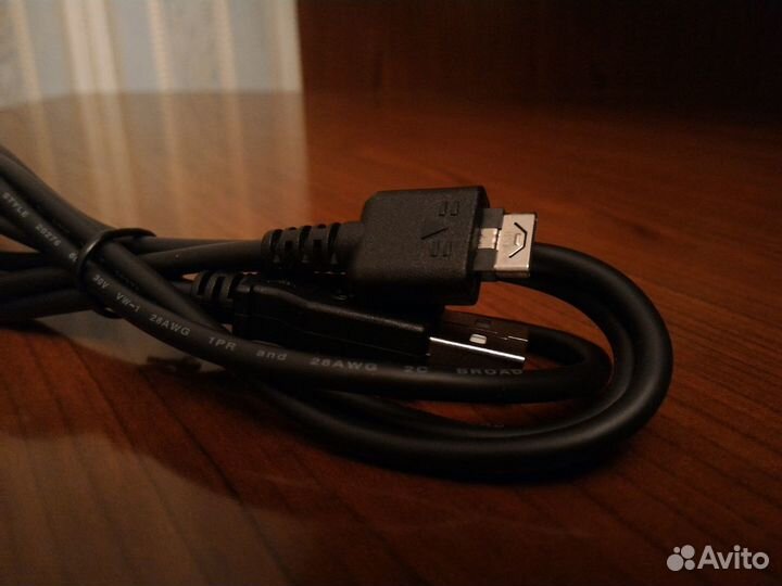 USB дата-кабель для телефона LG