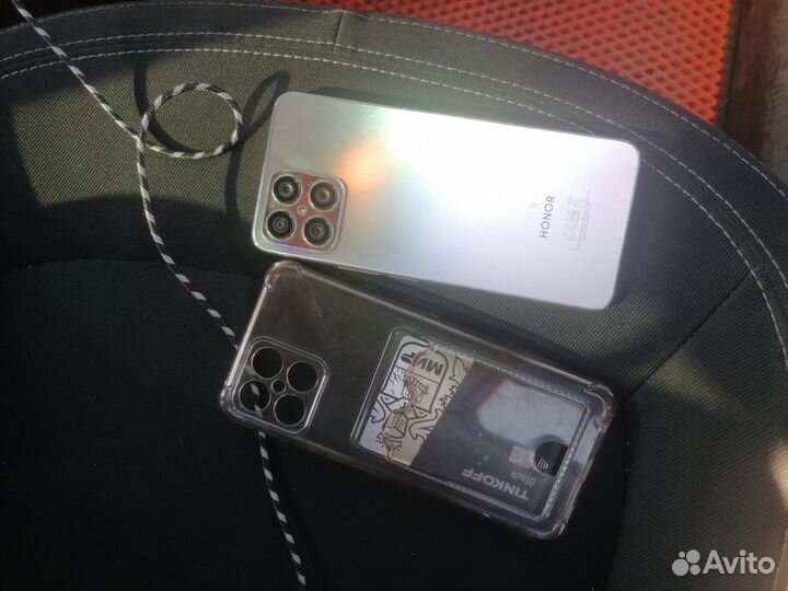 Телефон honor 8х