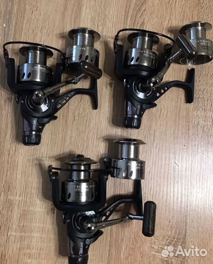 Катушка рыболовная с байтранером,карповая