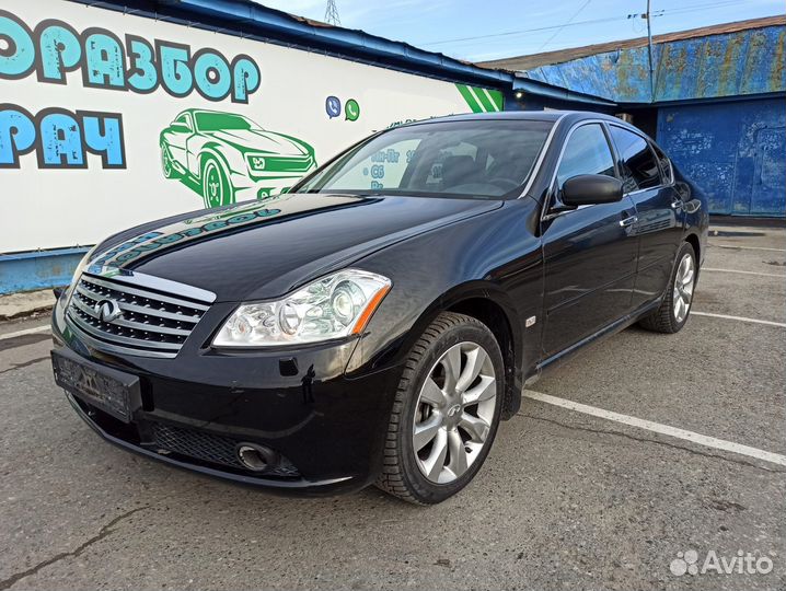 Накладка порога передняя правая Infiniti M35 2007 769B4EH101 Отличное состояние