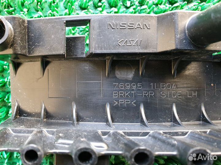 Кронштейн лев. зад. Infiniti, Nissan QX56,QX80, Pa