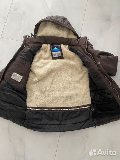 Куртка на мальчика 8-10 лет