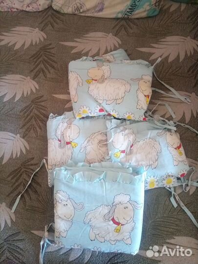 Бортики в детскую кроватку