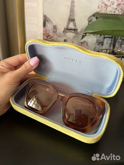Солнечные очки gucci