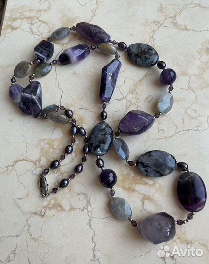 Браслет из натуральных камней бусы