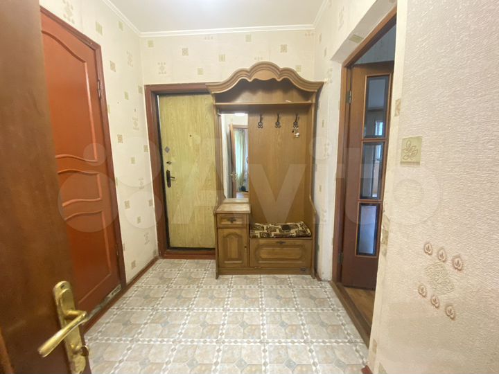 1-к. квартира, 42 м², 1/9 эт.