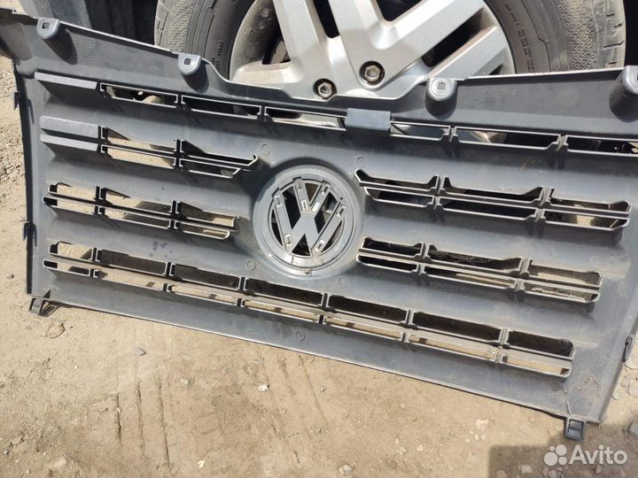 Решетка радиатора -11 VW Crafter, Крафтер