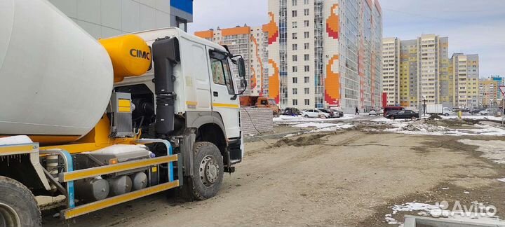 Водитель на миксер