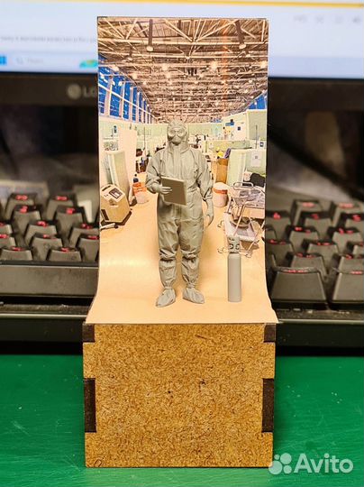 Фигура врач в covid-госпитале, масштаб 1/35