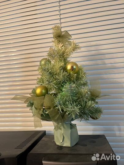 Елка искусственная