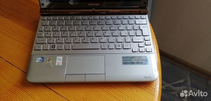 Ноутбук Toshiba N200