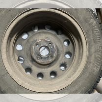 Продам зимнюю резину на штампах