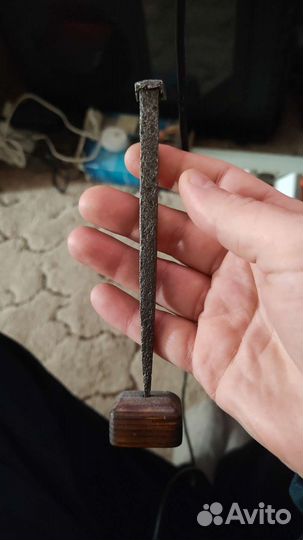 Старинный гвоздь до 17 года