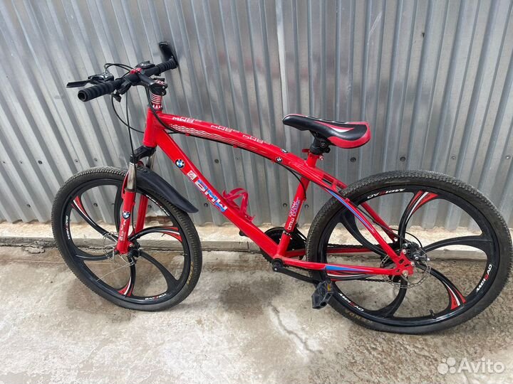 Велосипед на литых дисках bmw