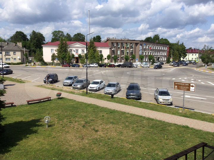 Комната 20,3 м² в 3-к., 2/2 эт.
