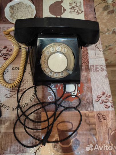 Телефон СССР в эбонитовом корпусе