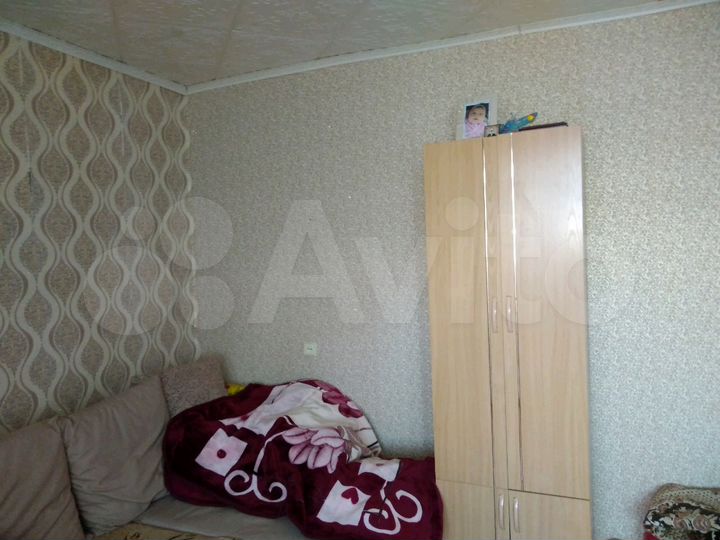 2-к. квартира, 40 м², 3/3 эт.
