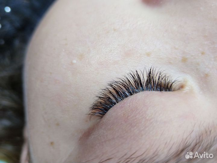 Наращивание ресниц модель