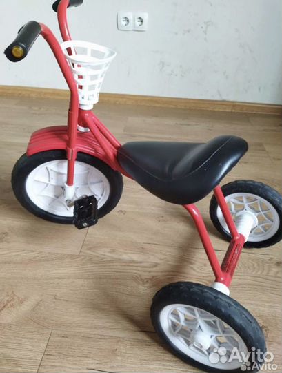 Велосипед трехколесный зубренок