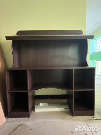 Музыкальный стол, стол для диджеинга, винила, dj