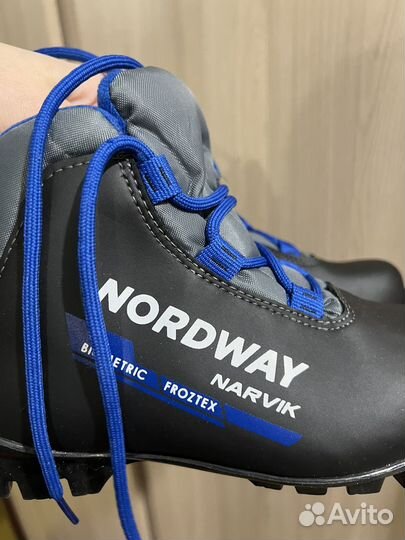 Лыжные ботинки детские 31р