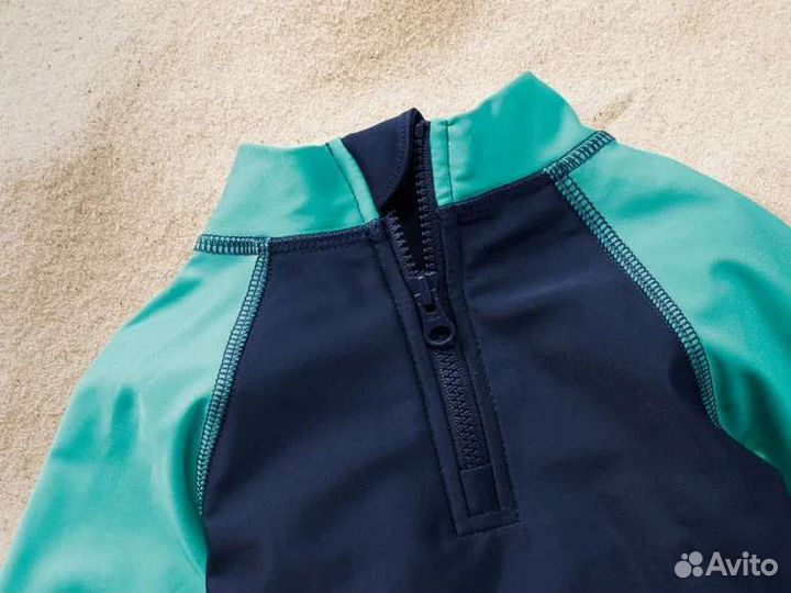 Солнцезащитная футболка пляжная