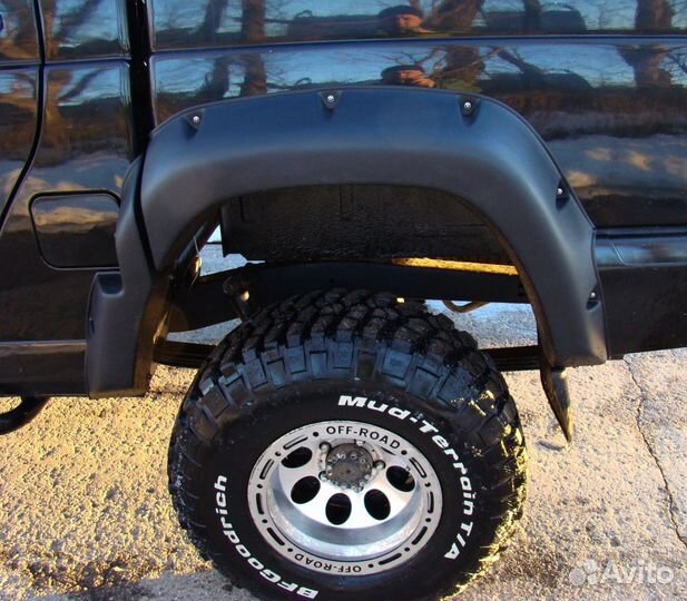 Расширители колесных арок УАЗ Пикап