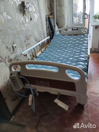 Функциональная кровать для лежачих больных