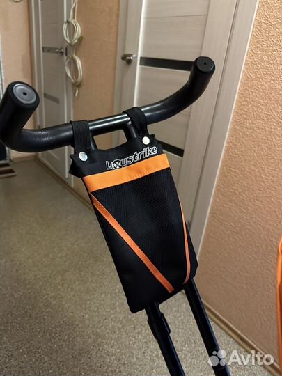 Велосипед с родительской ручкой