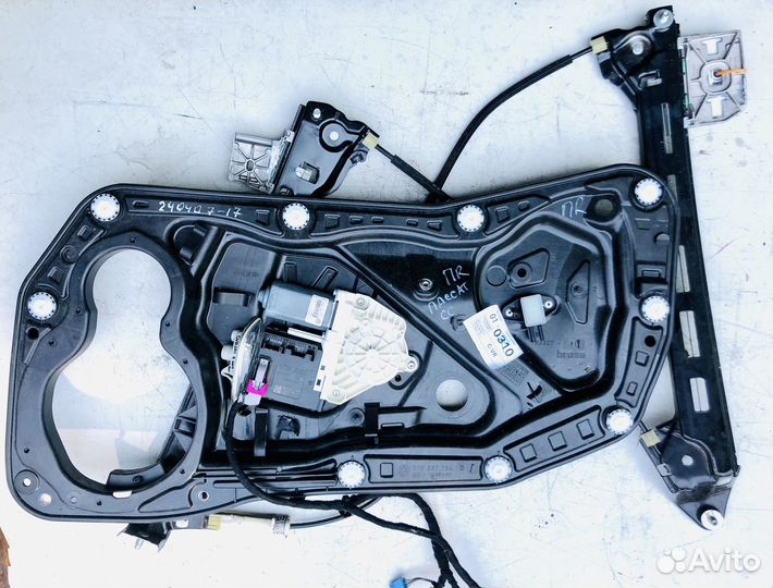 Стеклоподъемник передний правый VAG Пассат CC
