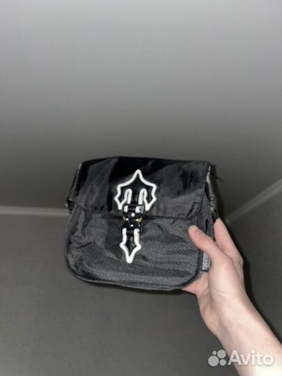 Сумка через плечо trapstar