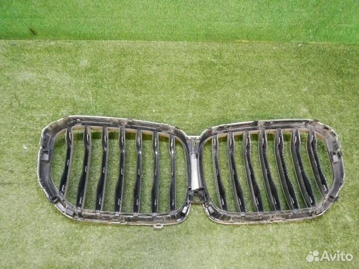 Решетка радиатора BMW X5 G05 (2018-н.в.)