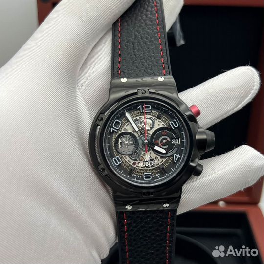 Часы Hublot