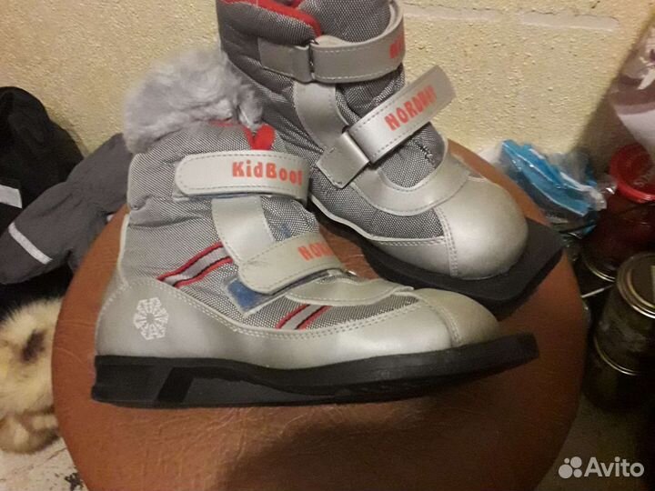 Лыжные ботинки 34-36 Пушкин