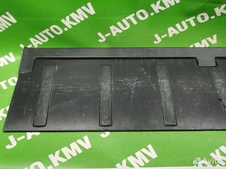 Обшивка багажника Mitsubishi Outlander