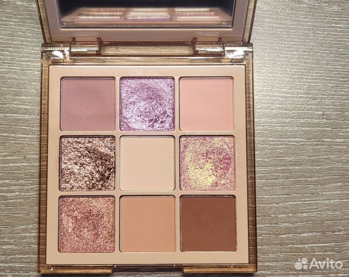 Huda Beauty тени