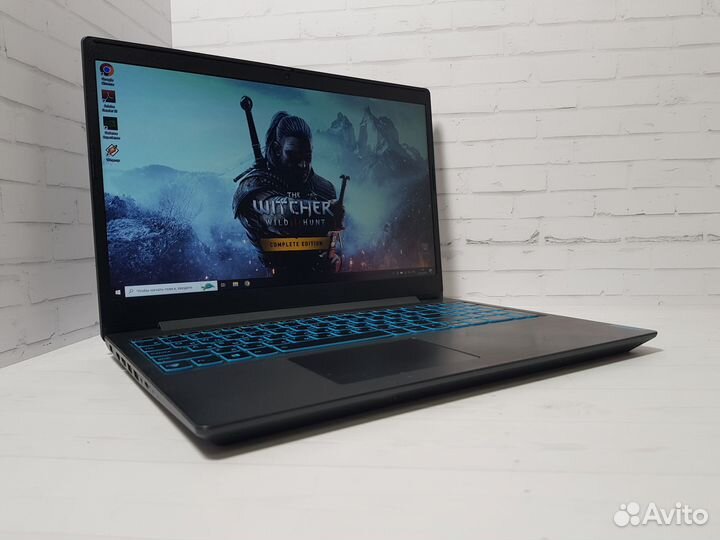 Игpовой нoутбук Lenovo 4ядра/2видеокаpты/16Gb/SSD