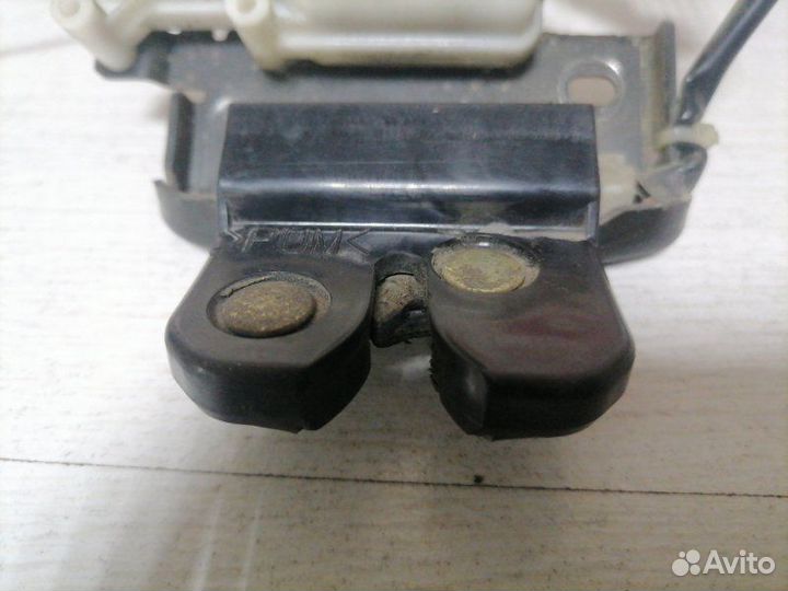 Замок багажника Mazda Mazda6 JM7GG32F051153367 LF