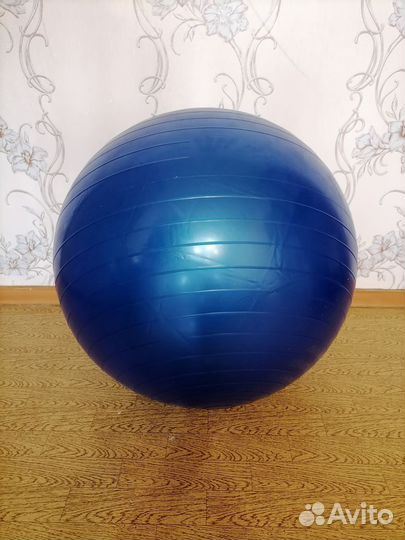 Мяч фитбол