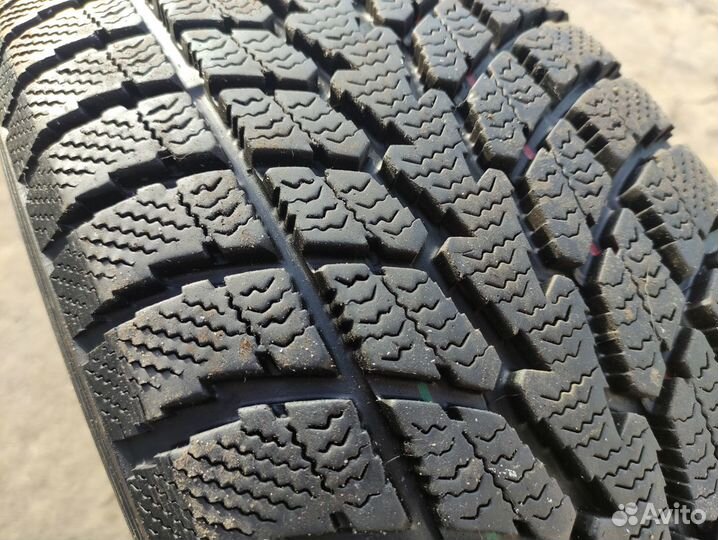 Toyo Winter Tranpath S1 215/55 R18